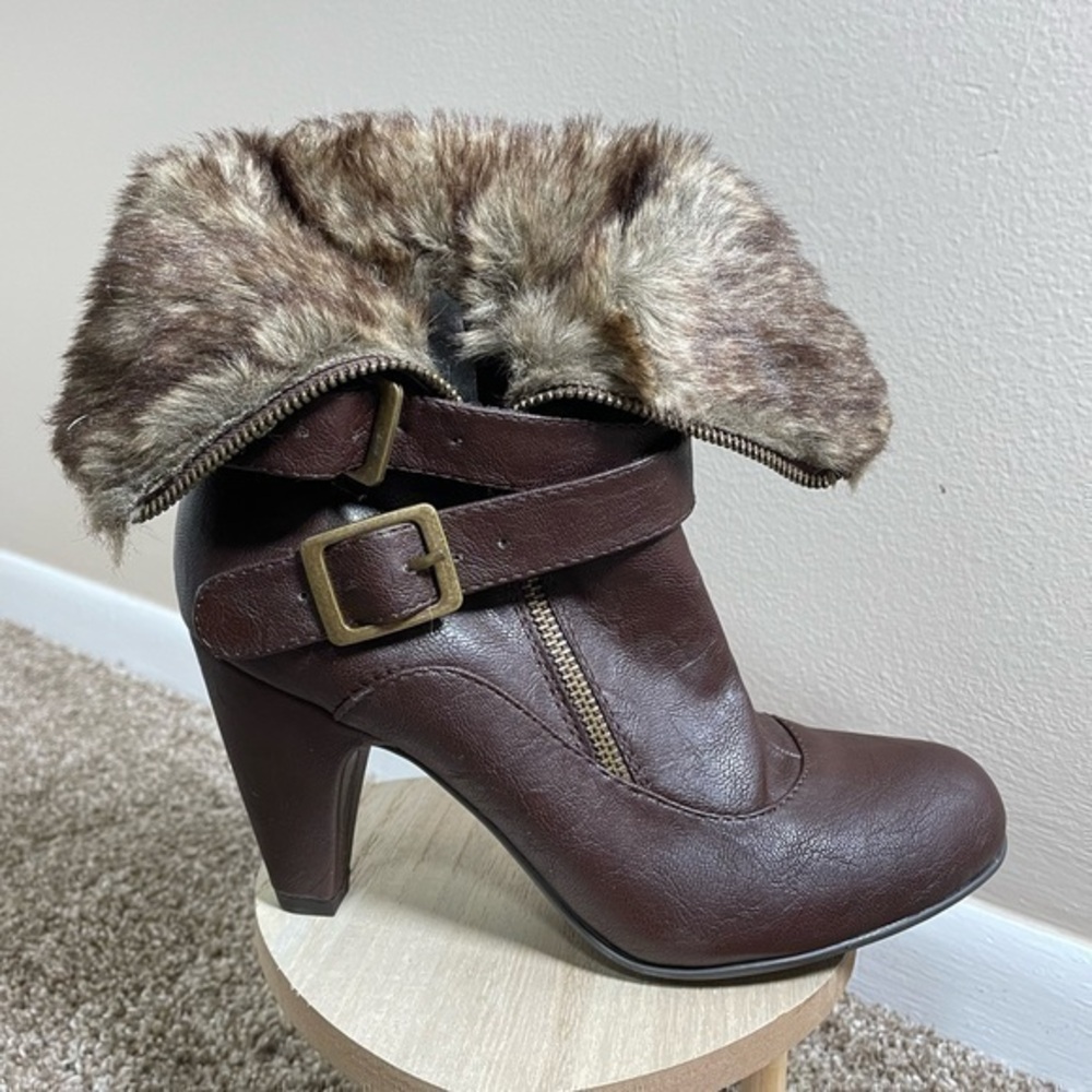 Merona :Vintage Faux Fur Trim Brown Heeled Booties | Size 9 | NWT | Target Brand